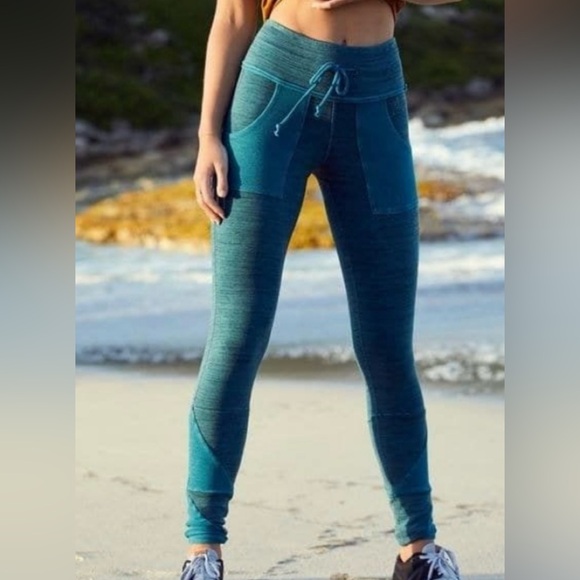 Free People FP Movement Kyoto Leggings Large - Picture 1 of 10